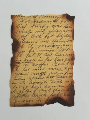10cm x 14cm Paper - Burnt Pages Kees