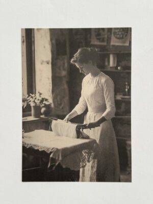 14cm x 10cm Paper - Vintage Woman Ironing