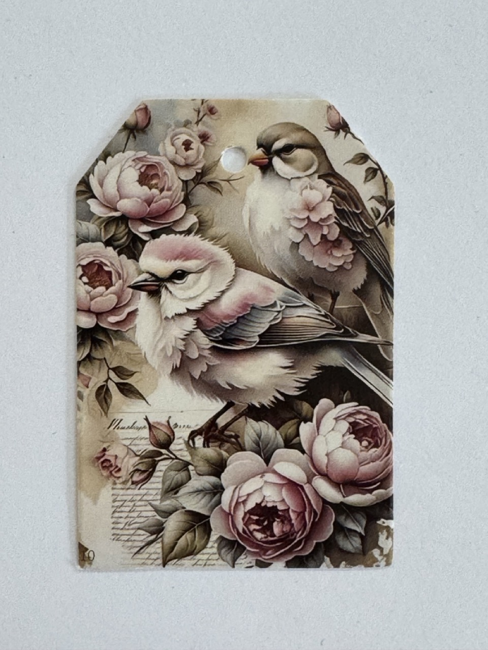 7.5cm x 5cm - Vintage Small Love Birds Tag