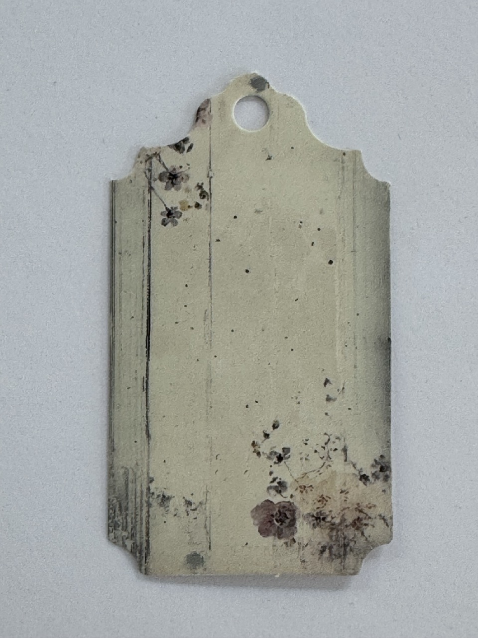 7cm x 4cm - White Wash Floral Tag