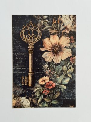 14.5cm x 10cm Post Card -  Vintage Key