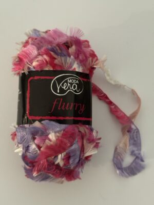 50grams - Moda Vera Flurry Novelty Eyelash Fringe Yarn – Berry Sorbet