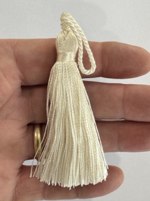 Ivory Thread Tassel – 8cm - Image 3
