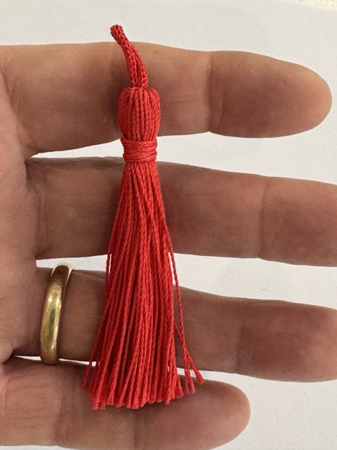 Bright Red Thread Tassel – 7cm - Image 3